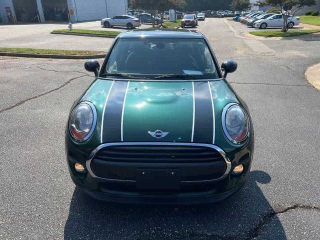 2016 MINI Cooper Hardtop Base