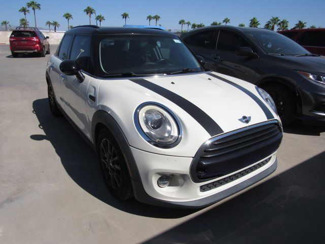 2016 MINI Cooper Hardtop Base