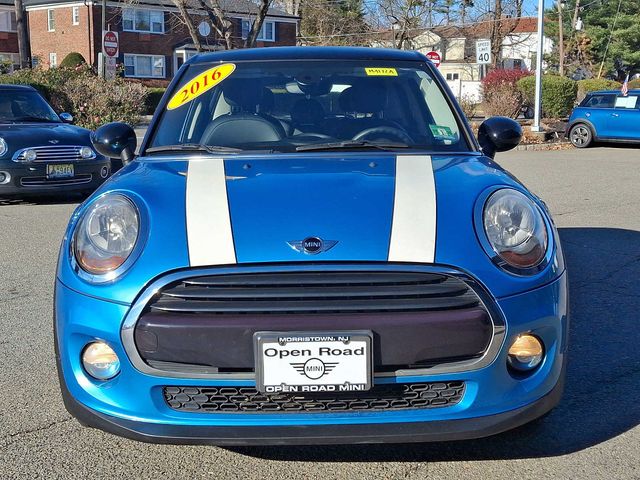 2016 MINI Cooper Hardtop Base