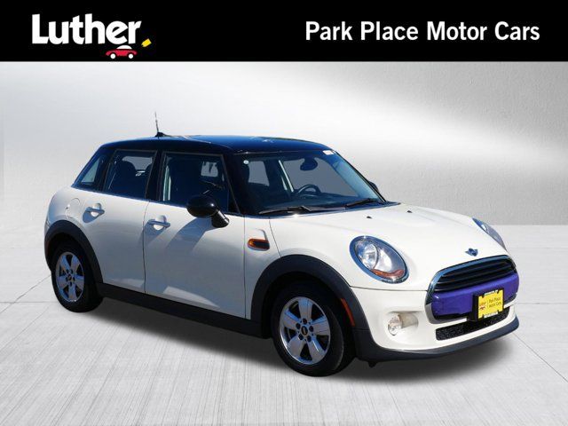 2016 MINI Cooper Hardtop Base