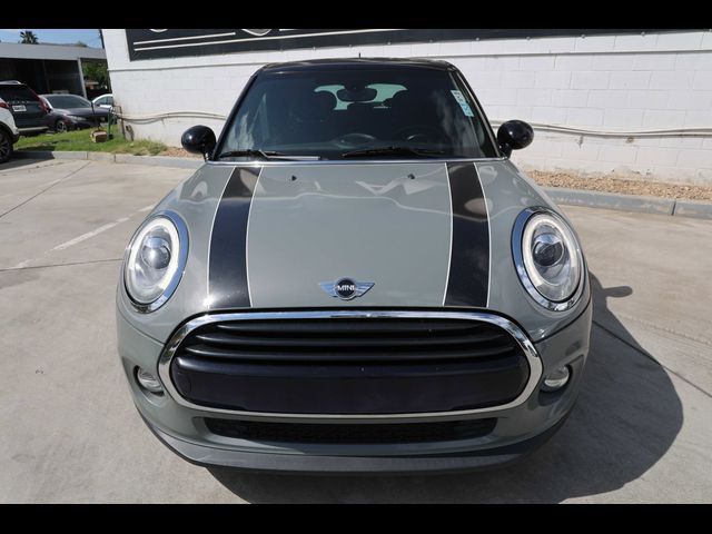 2016 MINI Cooper Hardtop Base