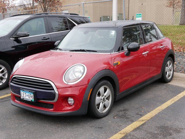 2016 MINI Cooper Hardtop Base