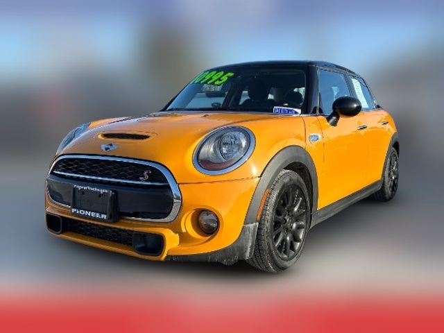 2016 MINI Cooper Hardtop S