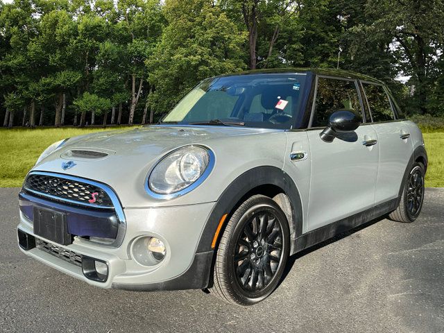 2016 MINI Cooper Hardtop S