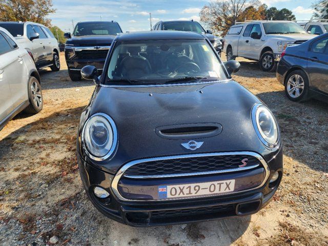 2016 MINI Cooper Hardtop S