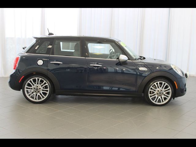 2016 MINI Cooper Hardtop S