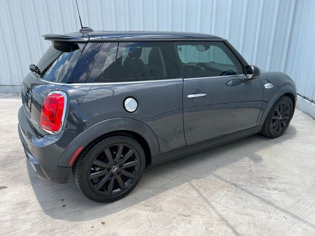 2016 MINI Cooper Hardtop S