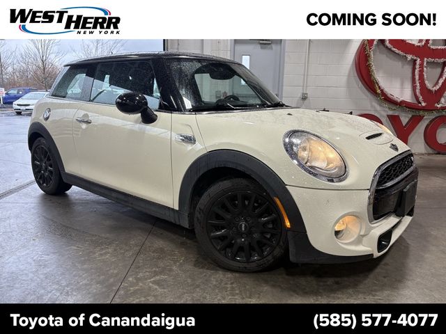 2016 MINI Cooper Hardtop S