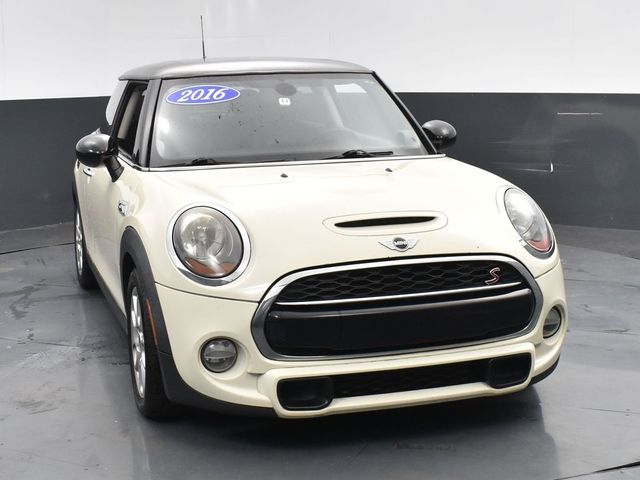 2016 MINI Cooper Hardtop S