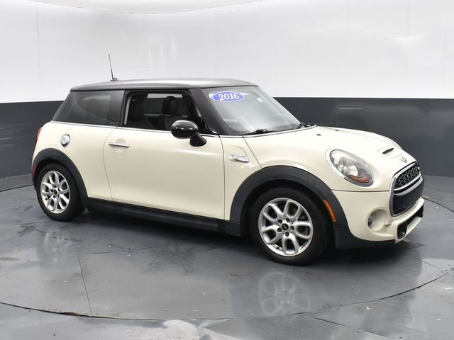 2016 MINI Cooper Hardtop S