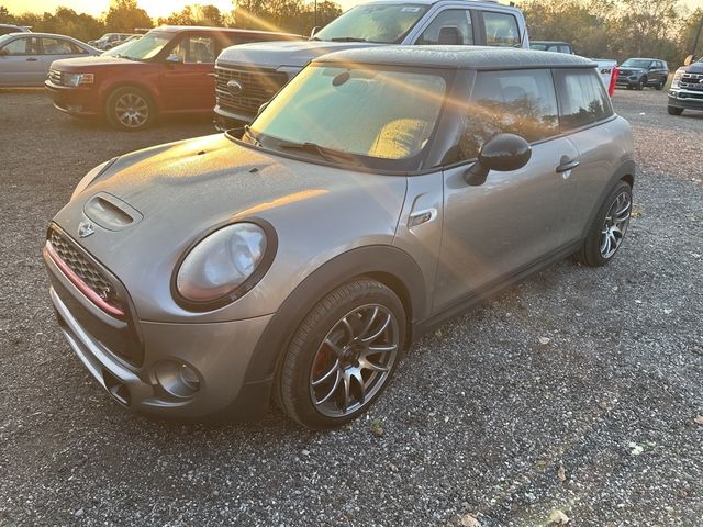 2016 MINI Cooper Hardtop S