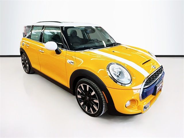 2016 MINI Cooper Hardtop S