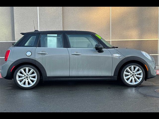 2016 MINI Cooper Hardtop S