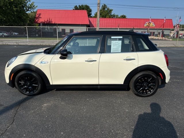 2016 MINI Cooper Hardtop S