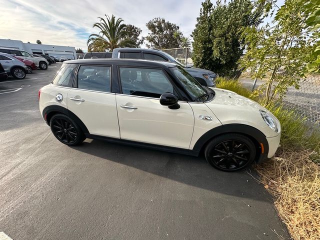 2016 MINI Cooper Hardtop S