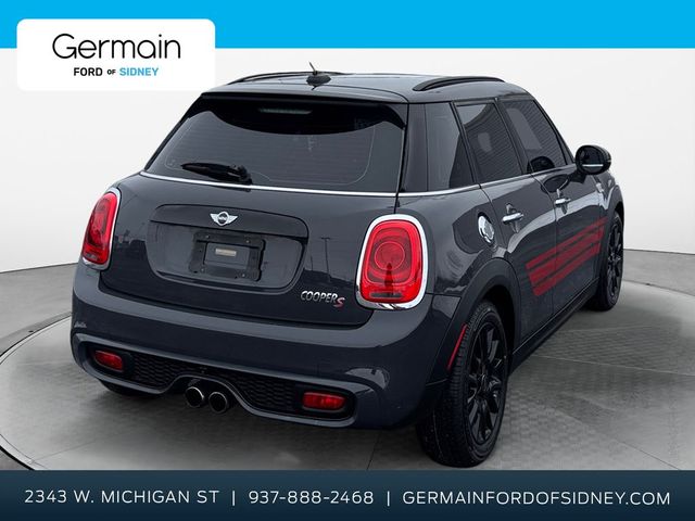 2016 MINI Cooper Hardtop S