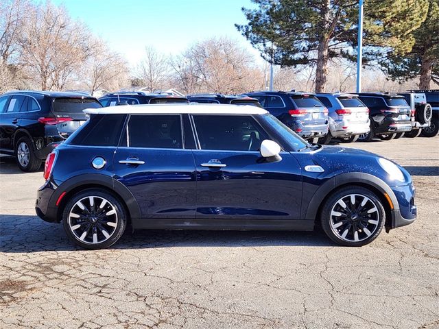 2016 MINI Cooper Hardtop S