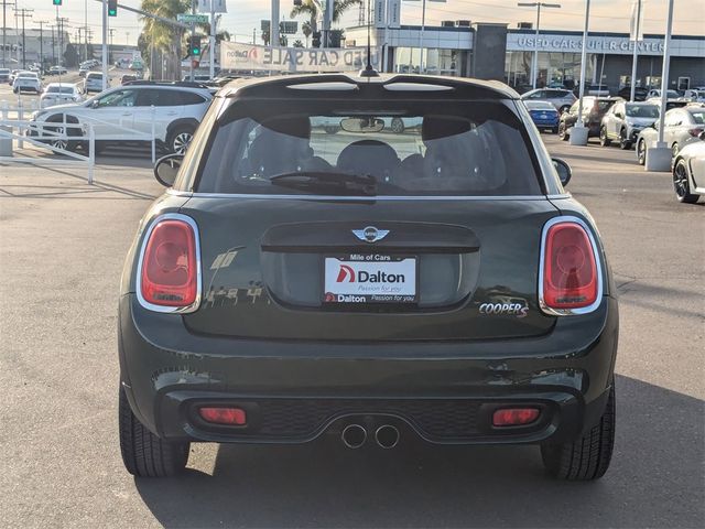 2016 MINI Cooper Hardtop S