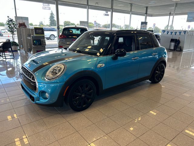 2016 MINI Cooper Hardtop S