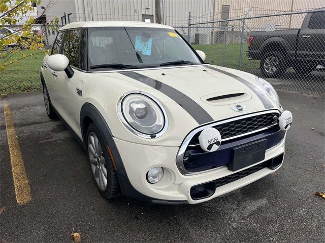 2016 MINI Cooper Hardtop S