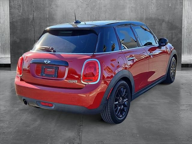 2016 MINI Cooper Hardtop Base