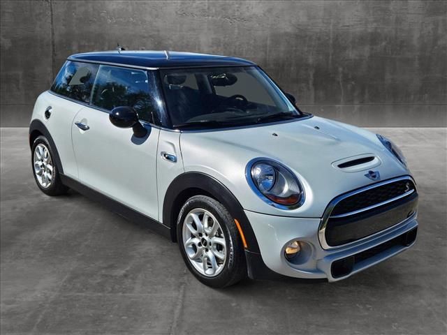 2016 MINI Cooper Hardtop S