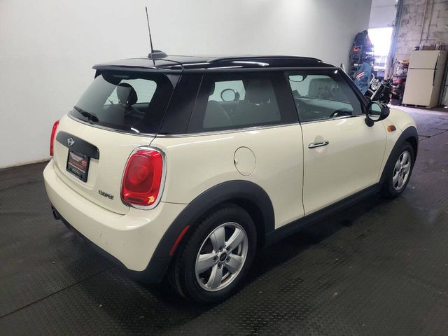 2016 MINI Cooper Hardtop Base