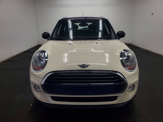 2016 MINI Cooper Hardtop Base