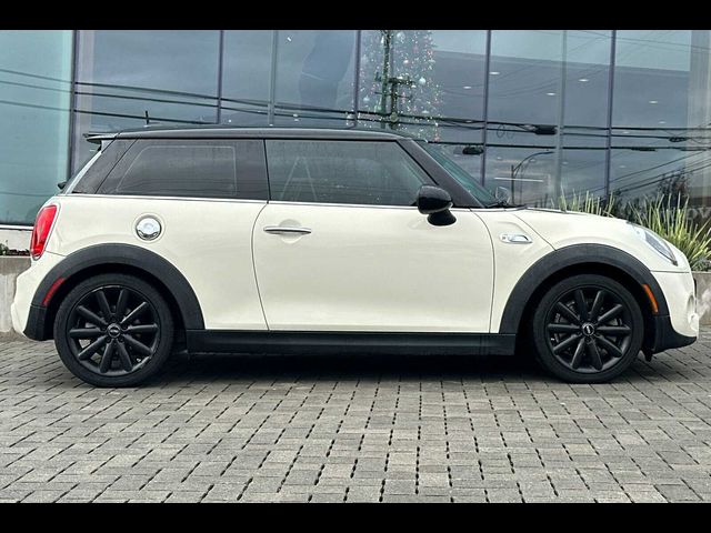 2016 MINI Cooper Hardtop S