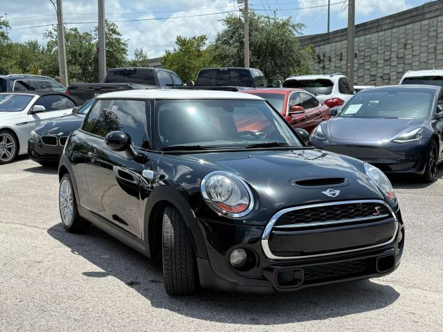 2016 MINI Cooper Hardtop S