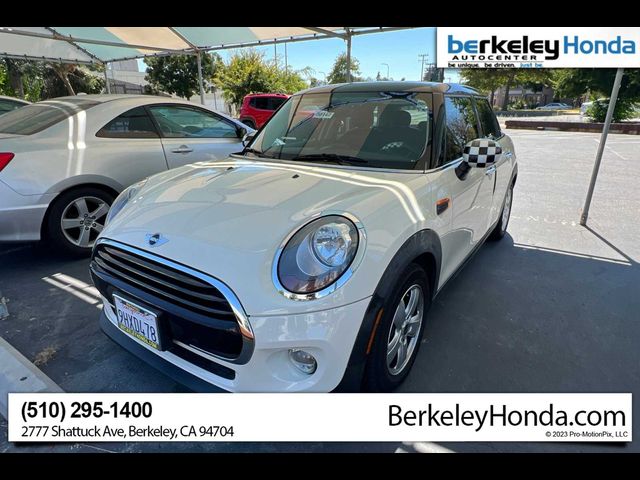 2016 MINI Cooper Hardtop Base