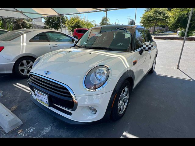 2016 MINI Cooper Hardtop Base