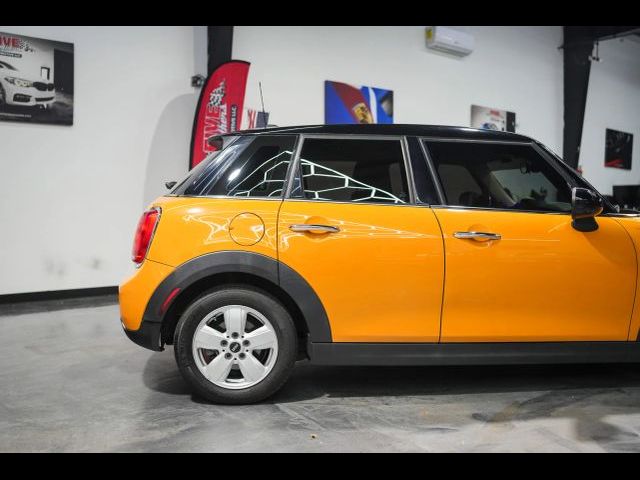 2016 MINI Cooper Hardtop Base
