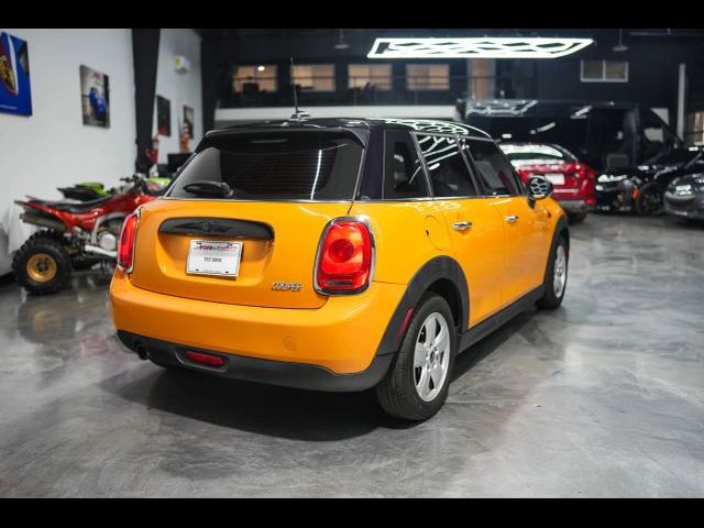 2016 MINI Cooper Hardtop Base