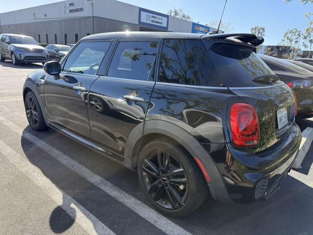 2016 MINI Cooper Hardtop S