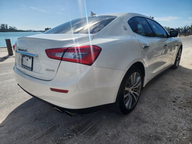 2016 Maserati Ghibli Base