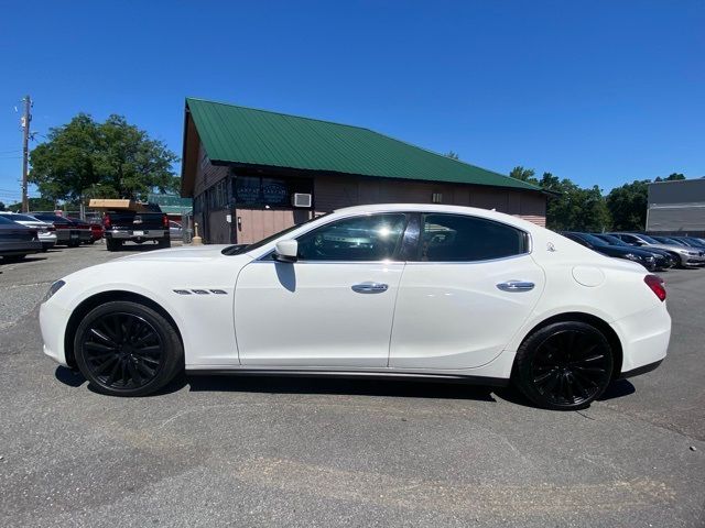 2016 Maserati Ghibli Base