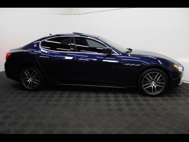 2016 Maserati Ghibli Base