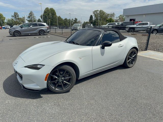 2016 Mazda MX-5 Miata Club