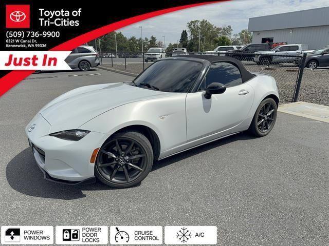 2016 Mazda MX-5 Miata Club