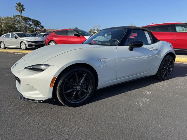 2016 Mazda MX-5 Miata Club