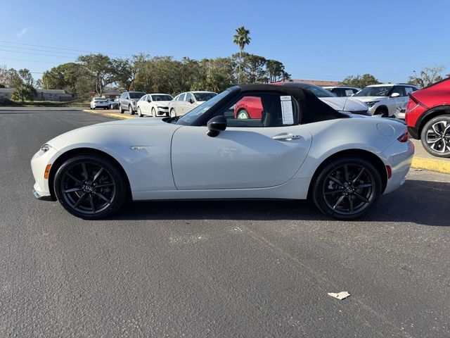 2016 Mazda MX-5 Miata Club