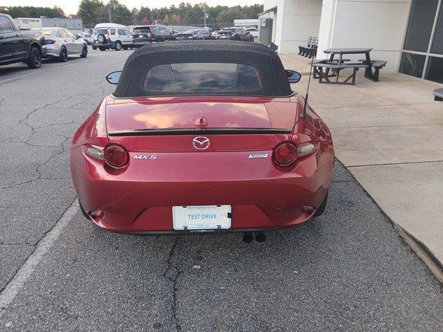 2016 Mazda MX-5 Miata Club