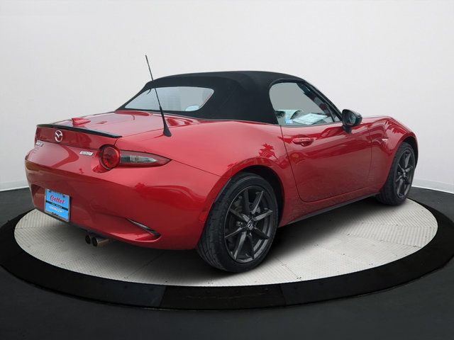 2016 Mazda MX-5 Miata Club