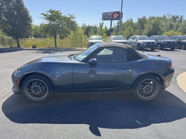 2016 Mazda MX-5 Miata Club