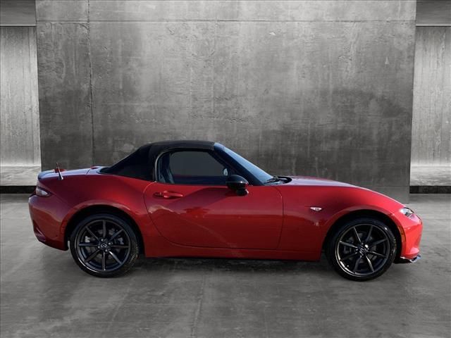 2016 Mazda MX-5 Miata Club