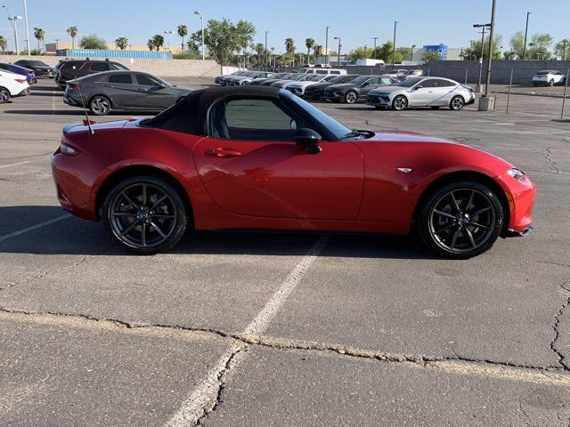 2016 Mazda MX-5 Miata Club