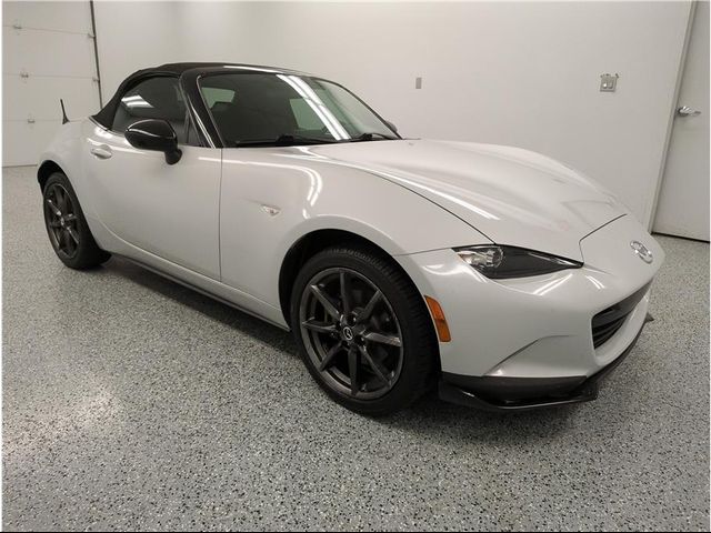 2016 Mazda MX-5 Miata Club