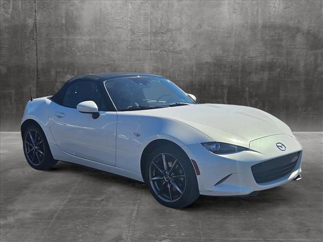 2016 Mazda MX-5 Miata Grand Touring