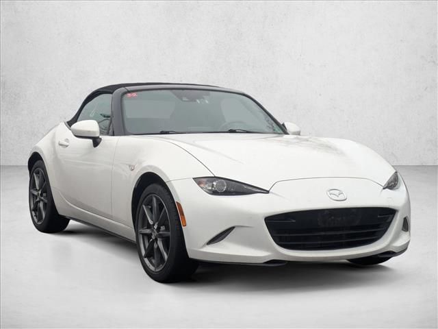 2016 Mazda MX-5 Miata Grand Touring